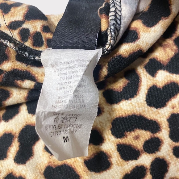 Windsor | Leopard Print Brushed Knit Crop Top  | Medium | Long Sleeve & Knot Tie - Picture 3 of 7